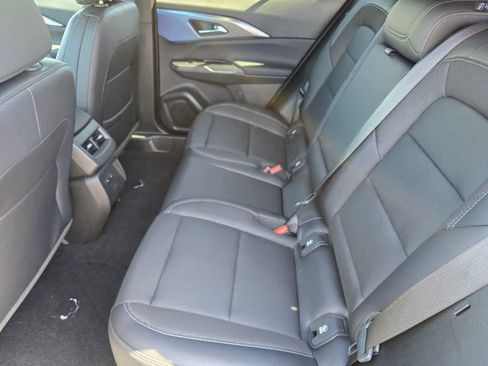 Used 2026 Chevrolet Equinox EV LT w/ Convenience Package II AWD/4WD image 17