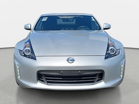 Used 2020 Nissan 370Z Touring Sport image 2
