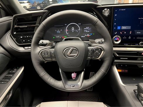 New 2026 Lexus TX 500h AWD image 30
