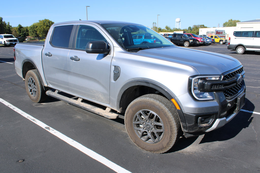 Used 2024 Ford Ranger XLT w/ Trailer Tow Package AWD/4WD image 2