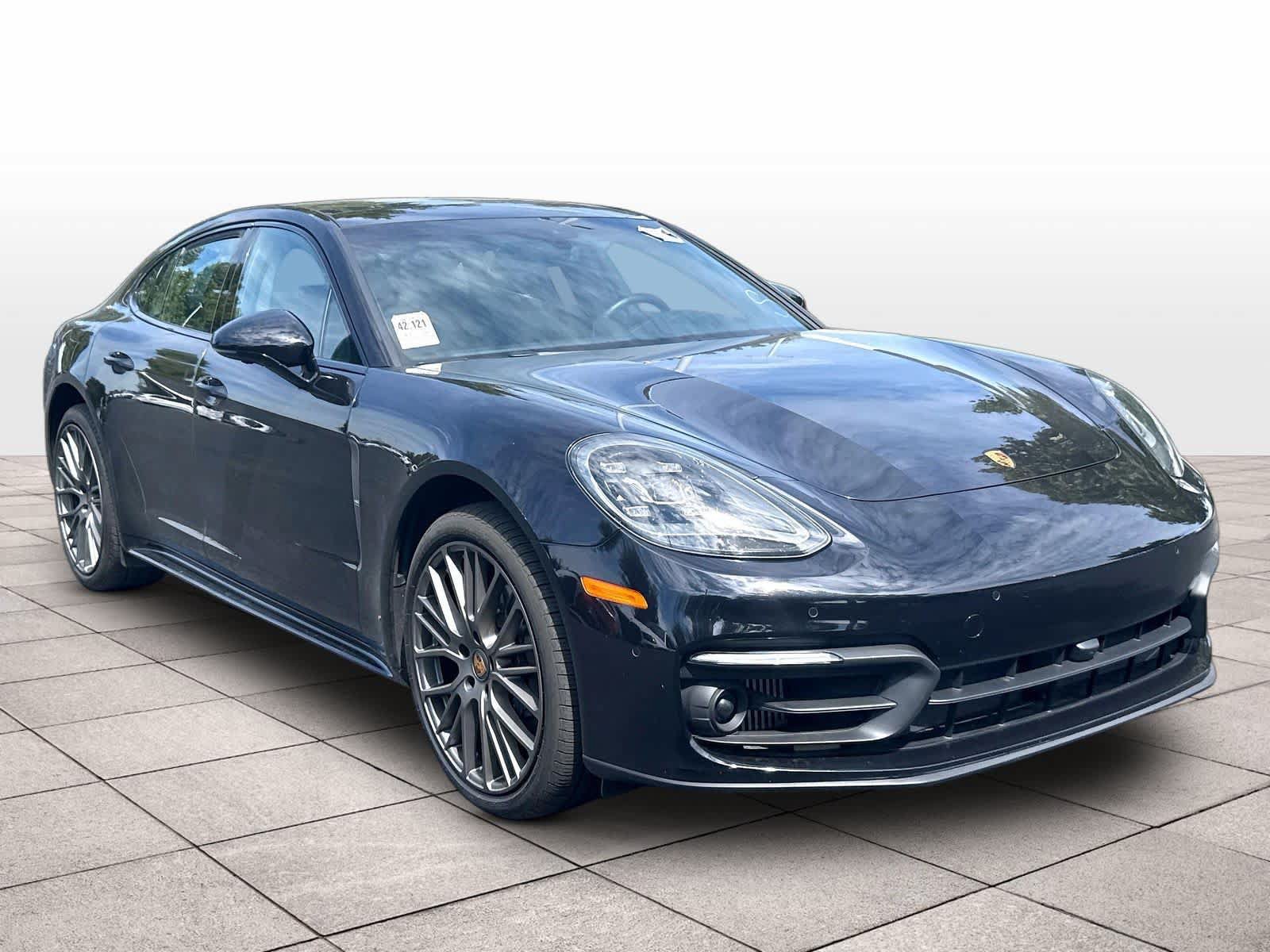 Used 2023 Porsche Panamera 4 Platinum Edition w/ Assistance Package AWD/4WD image 3