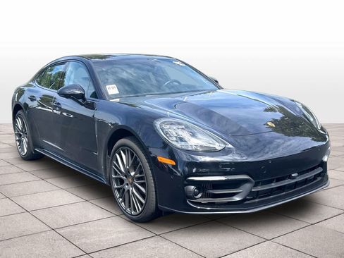 Used 2023 Porsche Panamera 4 Platinum Edition w/ Assistance Package AWD/4WD image 3