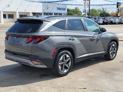 Used 2025 Hyundai Tucson SEL FWD image 7