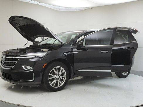 Used 2022 Buick Enclave Essence w/ Experience Buick Package image 11