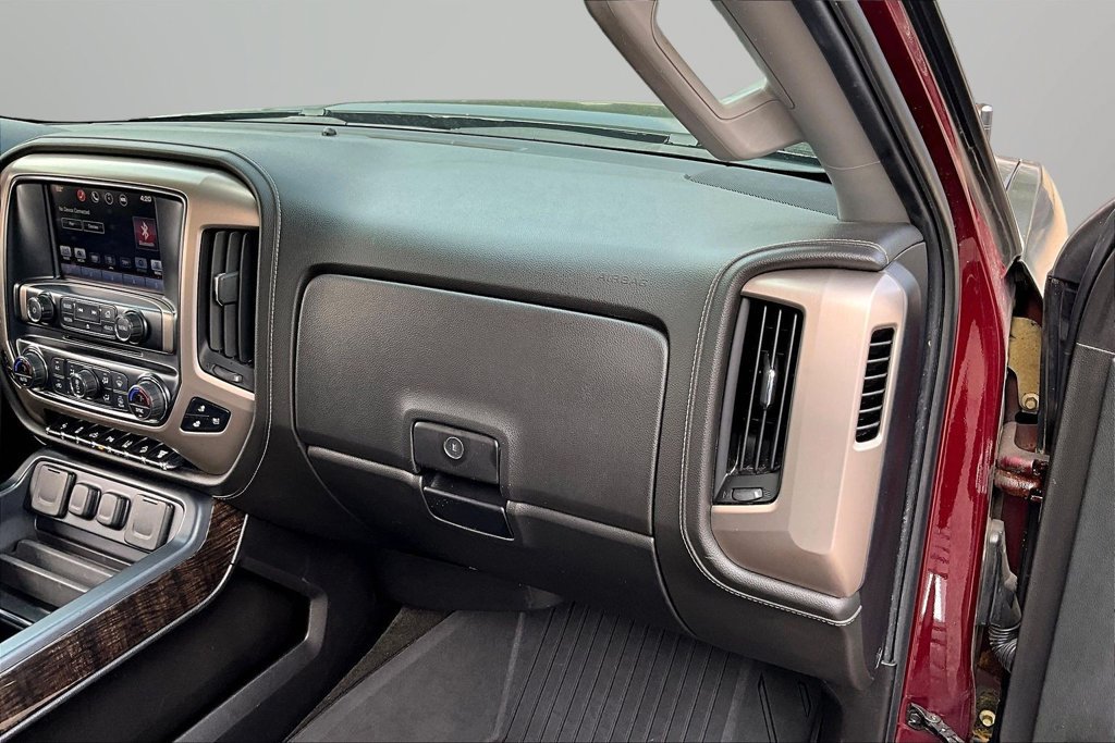 Used 2016 GMC Sierra 2500 Denali w/ Driver Alert Package AWD/4WD image 26