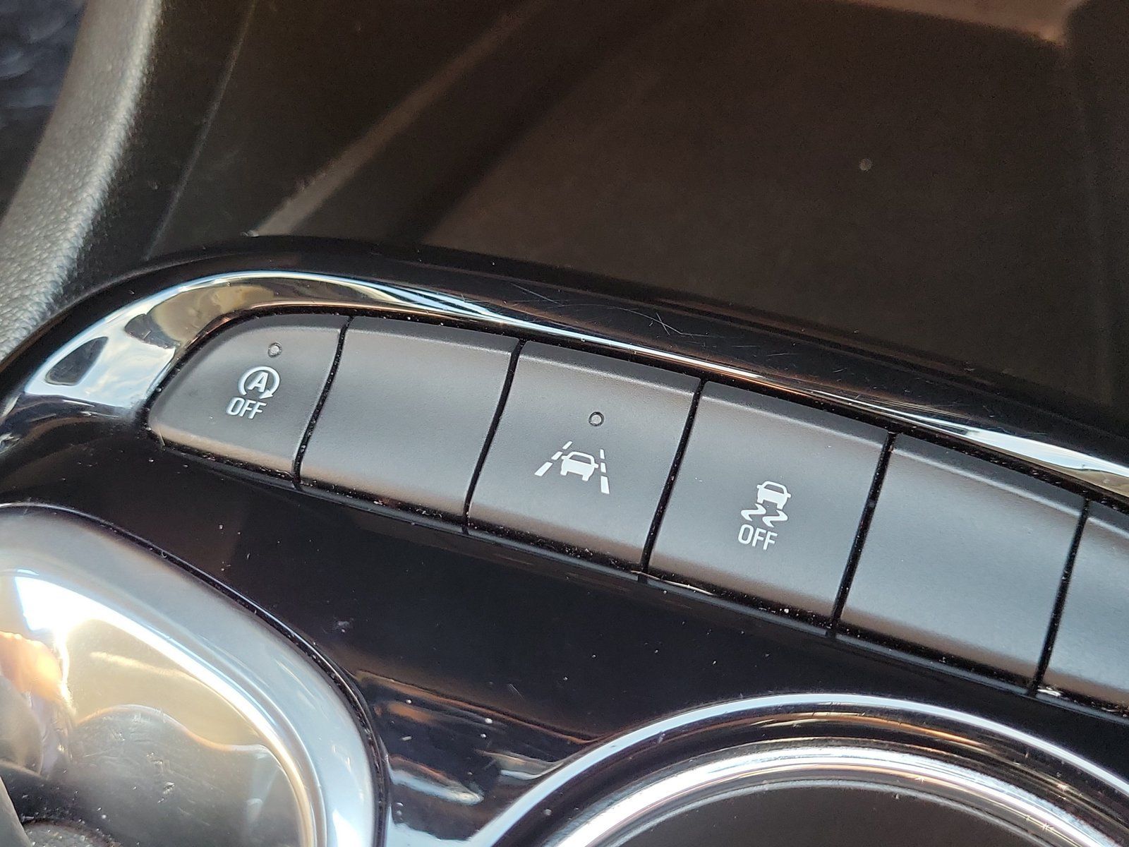 Used 2020 Buick Encore GX Select FWD image 26