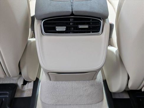 Used 2022 Mercedes-Benz EQS 450+ Sedan image 18