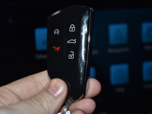 New 2026 Volkswagen Atlas Cross Sport SE image 13