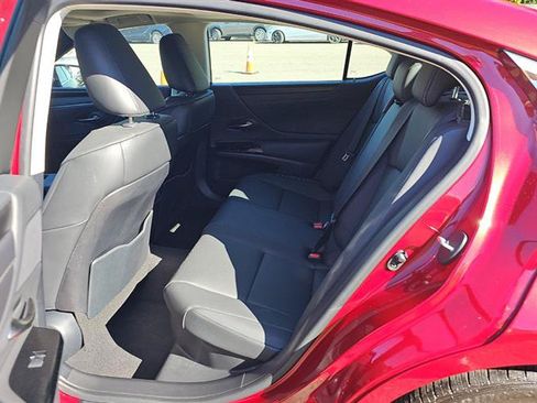 Used 2023 Lexus ES 300h w/ Premium Package FWD image 10