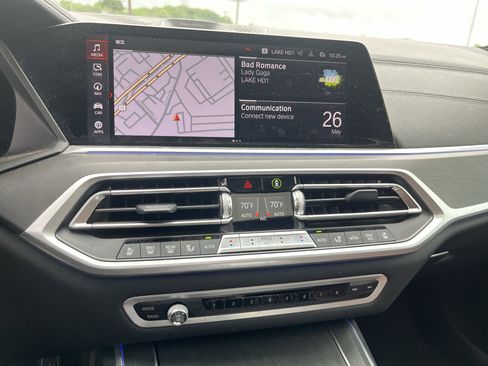 Used 2020 BMW X7 M50i AWD/4WD image 23
