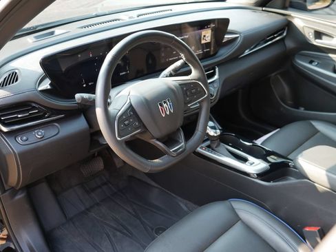 Used 2025 Buick Envista Sport Touring w/ Experience Buick Package FWD image 21