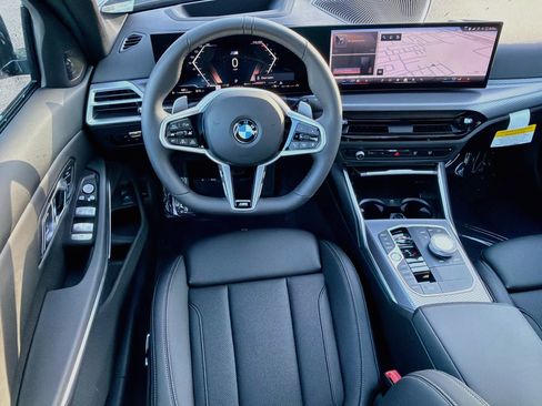New 2026 BMW 330i xDrive Sedan w/ M Sport Package AWD/4WD image 17