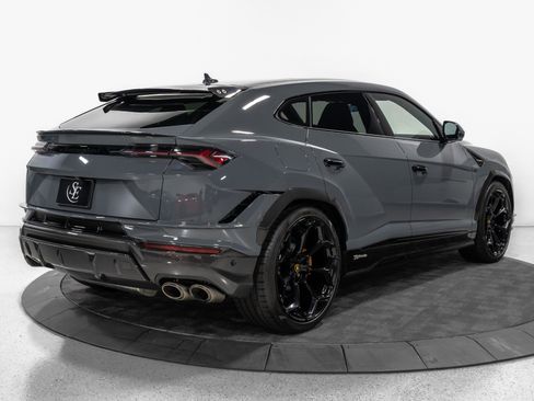 Used 2024 Lamborghini Urus Performante AWD/4WD image 9