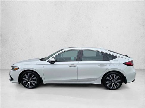 Used 2024 Honda Civic EX-L image 9
