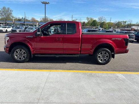 Used 2015 Ford F150 XLT w/ Equipment Group 302A Luxury AWD/4WD image 10