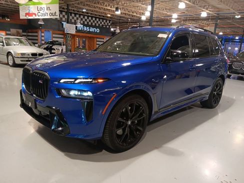 Used 2026 BMW X7 M60i AWD/4WD image 10