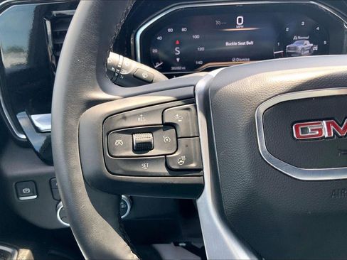 Used 2025 GMC Sierra 1500 Elevation AWD/4WD image 17