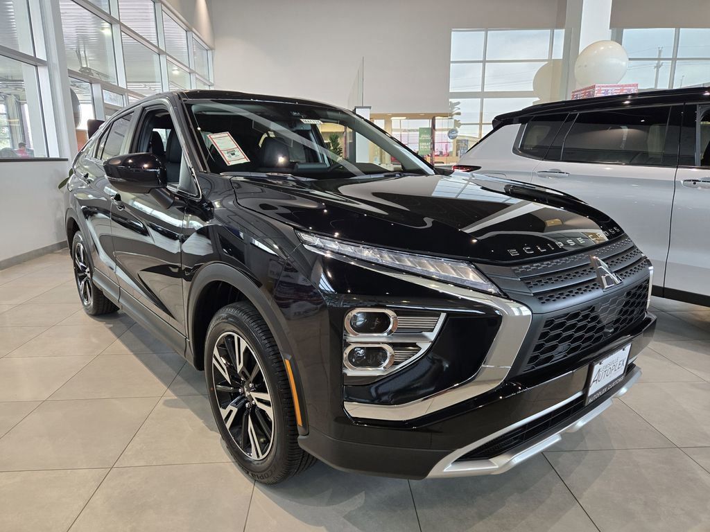 Used 2026 Mitsubishi Eclipse Cross SE AWD/4WD image 1
