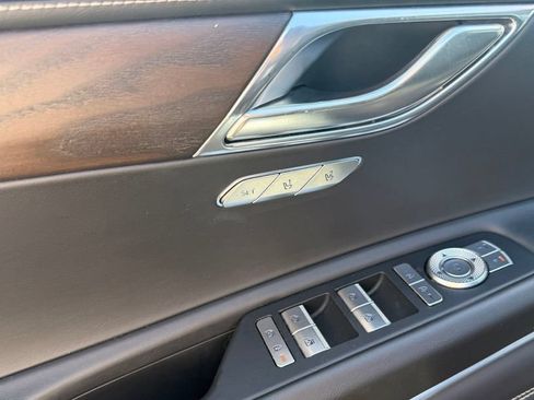 Used 2024 Genesis GV80 2.5T AWD/4WD image 21