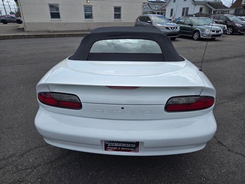 Used 1995 Chevrolet Camaro LT RWD image 12