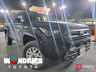 Used 2025 Toyota Tacoma SR5 video 1