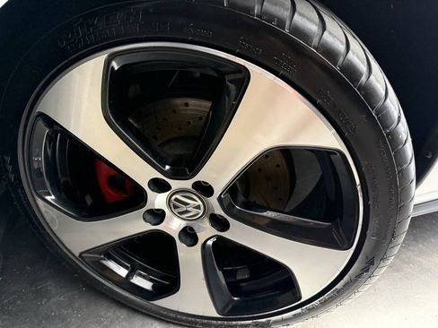 Used 2015 Volkswagen GTI S FWD image 29