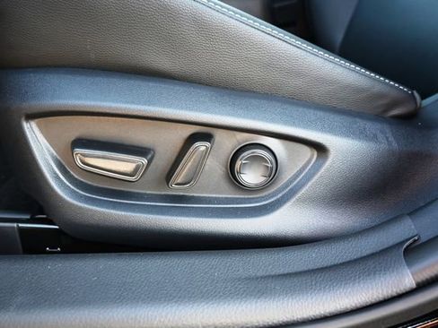 New 2026 Toyota Camry Hybrid AWD/4WD image 11