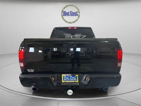 Used 2014 RAM 1500 Express w/ Black Ram 1500 Express Group AWD/4WD image 4