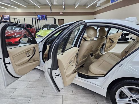 Used 2014 BMW 328i Sedan RWD image 16
