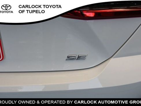 Used 2026 Toyota Camry SE FWD image 34