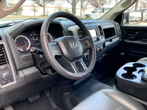 Used 2023 RAM 1500 Tradesman w/ Chrome Appearance Group image 17