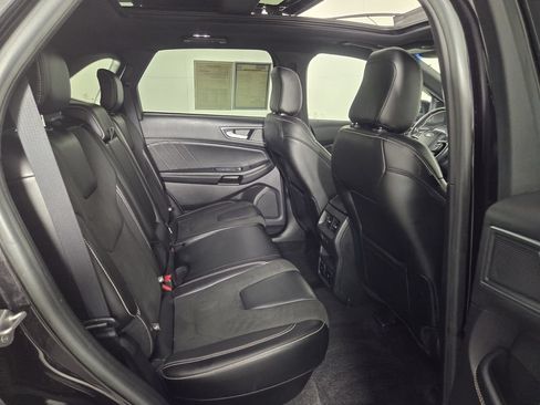 Used 2020 Ford Edge ST w/ Equipment Group 401A AWD/4WD image 30