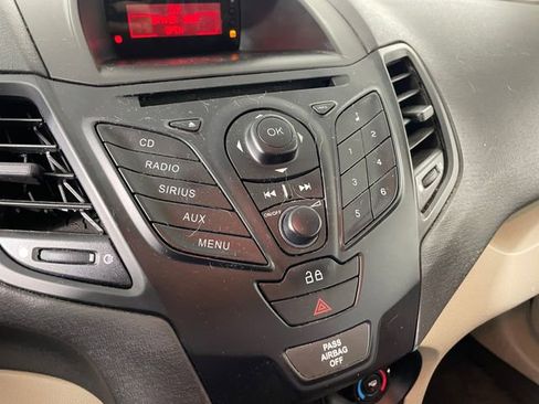 Used 2013 Ford Fiesta S w/ Convenience Pkg image 8