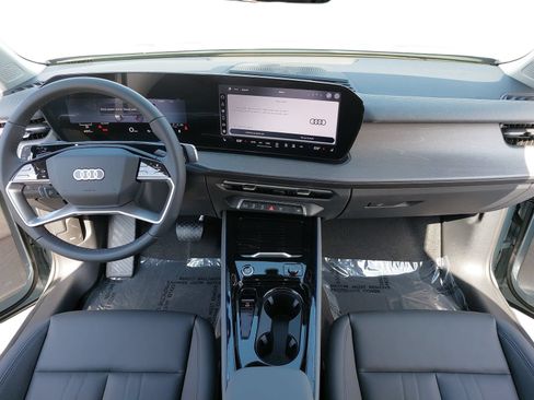 New 2026 Audi Q3 quattro 2.0T AWD/4WD image 9