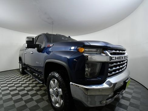 Used 2020 Chevrolet Silverado 2500 LTZ w/ LTZ Plus Package image 8