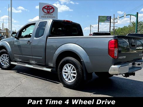 Used 2017 Nissan Frontier SV AWD/4WD image 3