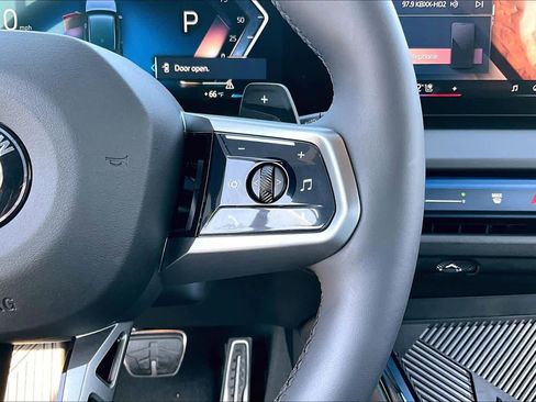 Used 2025 BMW X3 xDrive30i w/ Premium Package image 23