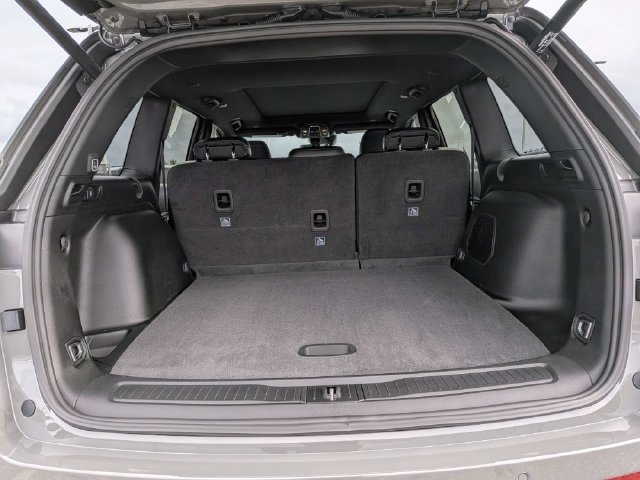 New 2027 Jeep Grand Cherokee Limited w/ Limited Altitude Package RWD image 13