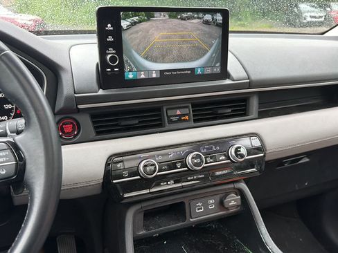 Used 2025 Honda Pilot Touring image 14