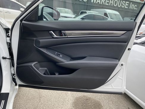 Used 2020 Honda Accord Sport image 24