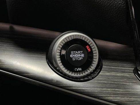 Used 2023 Jeep Wagoneer Series II w/ Premium Group I image 24