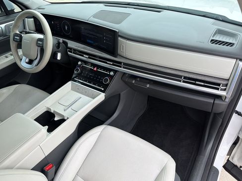 Certified 2024 Hyundai Santa Fe Limited FWD image 27