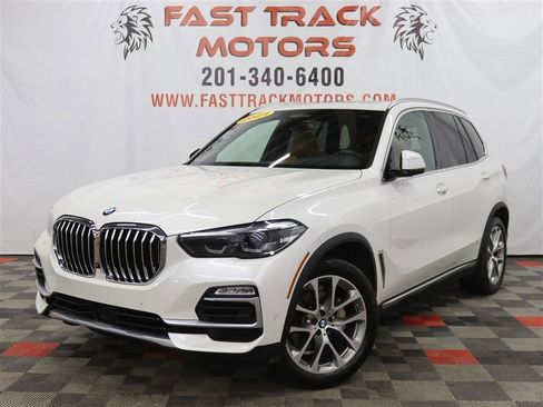 Used 2021 BMW X5 xDrive40i w/ Premium Package 2 image 1