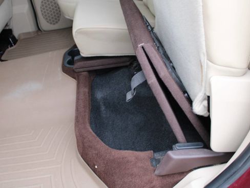 Used 2017 RAM 1500 Laramie w/ Convenience Group image 40