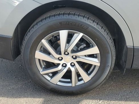 Used 2024 Chevrolet Equinox LT w/ LPO, Floor Liner Package image 9