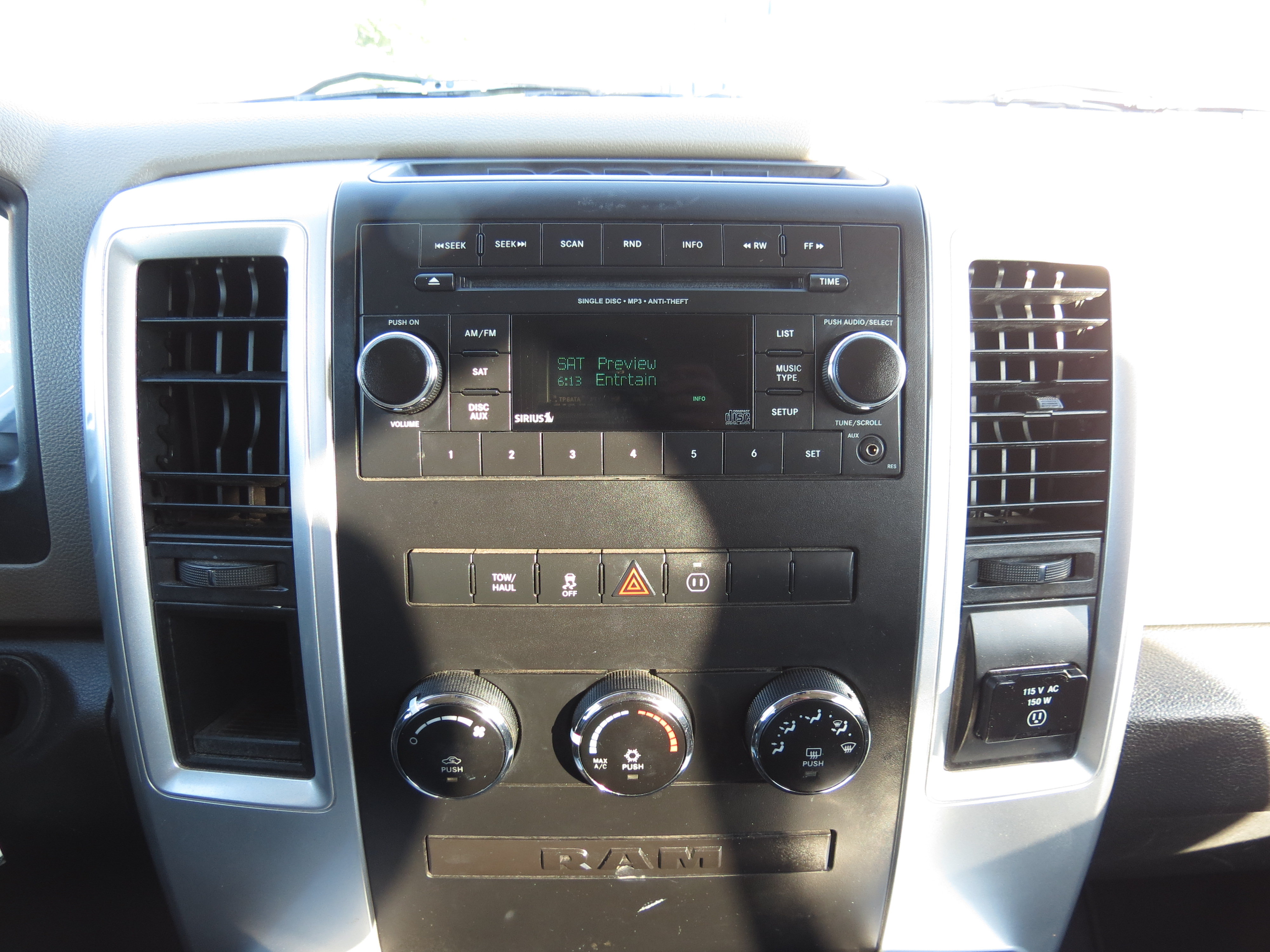 Used 2012 RAM 1500 Lone Star RWD image 17