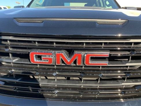 New 2026 GMC Sierra 1500 Elevation image 10