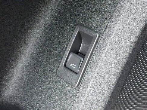 Certified 2025 Audi Q5 Premium w/ Premium Plus AWD/4WD image 27