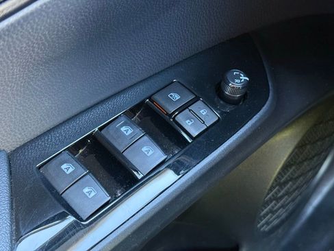 Used 2017 Toyota Prius Prime Plus image 17