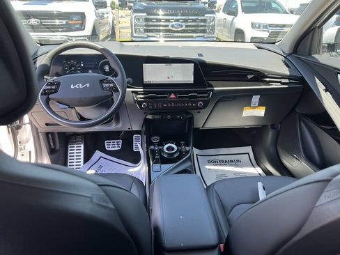 New 2026 Kia Niro Wave w/ Wave Preserve Package FWD image 21